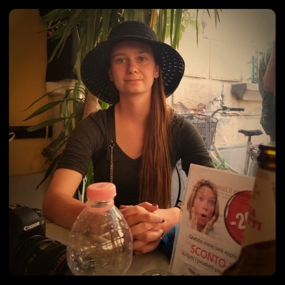 Meet your Posher, Amy
